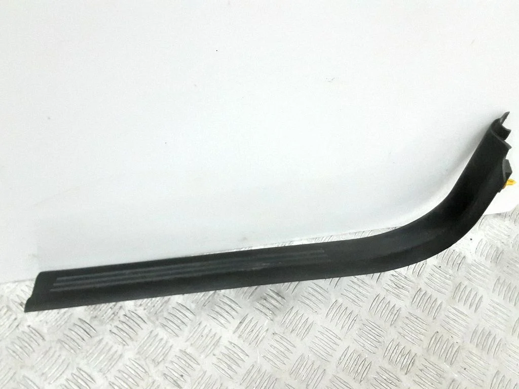 Listwa progowa przednia (wewnętrzna) – Volvo V50 (2004-2007)