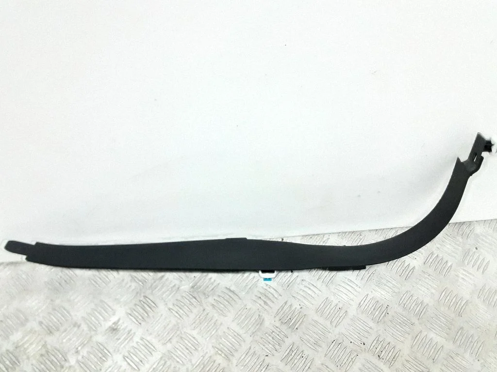 Front sill trim cover 31271396