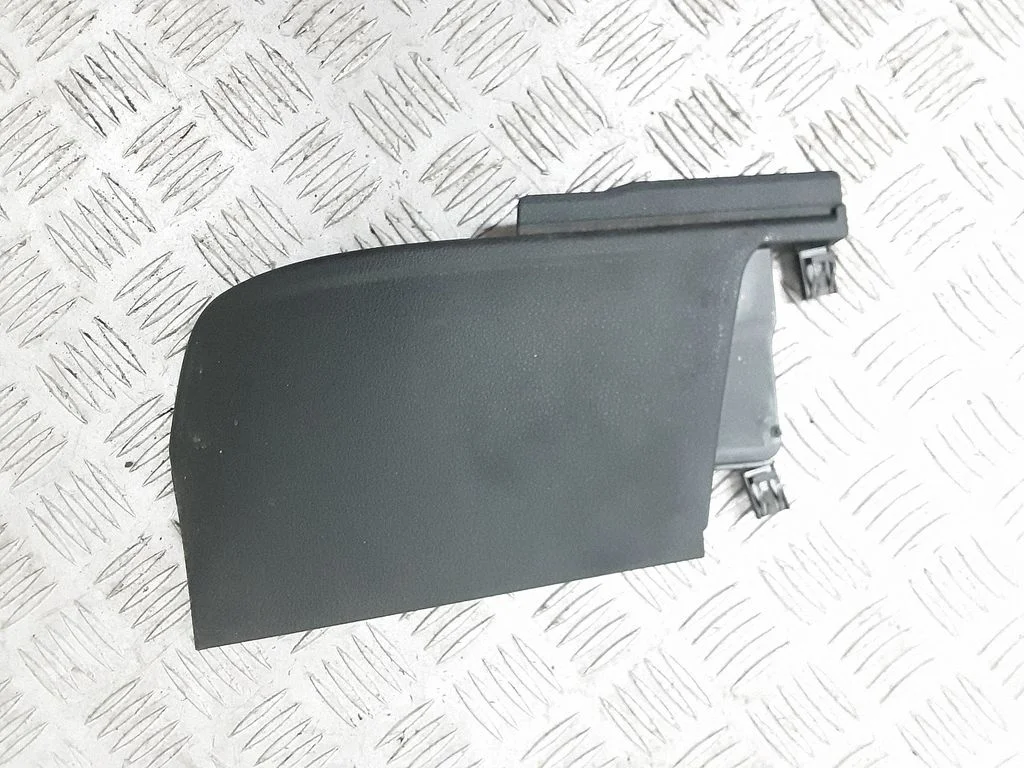 Rear seat side top trim – Audi RS Q3 (2013-2018)