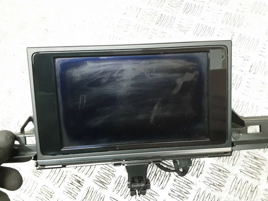 Screen/display/small screen 4G1919601K
