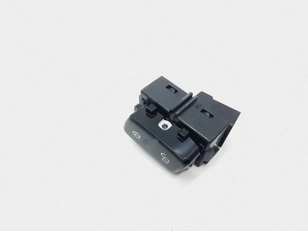 Central locking switch button – Volvo XC90 (2014-)