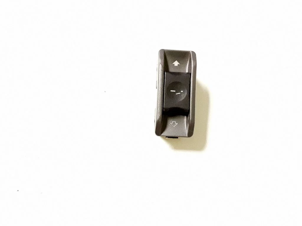 Sunroof switch – BMW 7 Series E65 E66 (2001-2008)