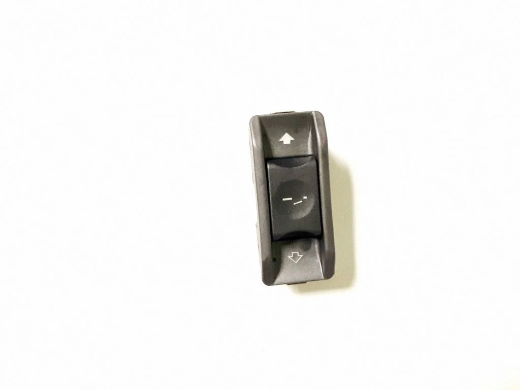 Sunroof switch – BMW 7 Series E65 E66 (2001-2008)