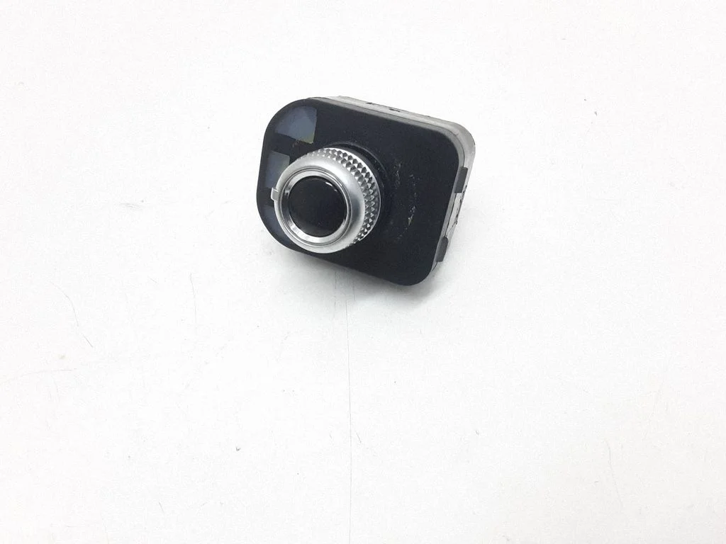 Wing mirror switch – Audi Q5 SQ5 8R (2008-2017)