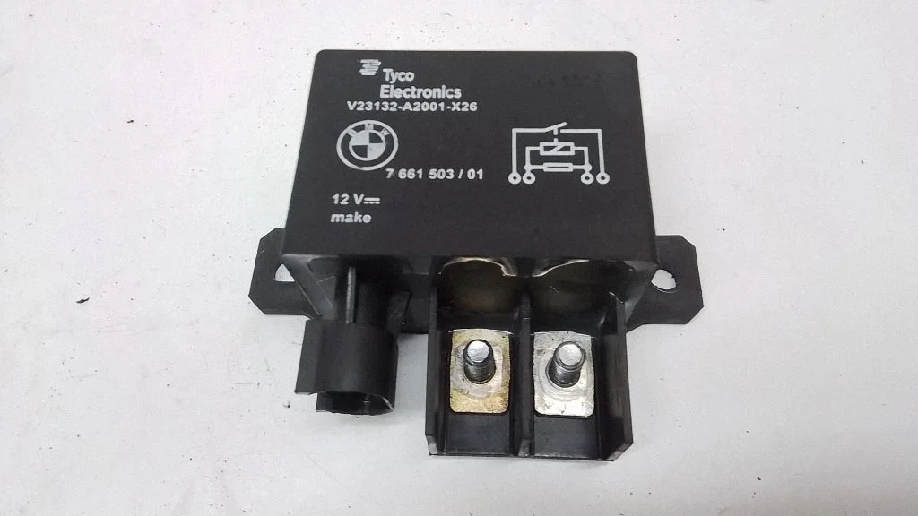 Coolant fan relay – BMW 7 Series F01 F02 F03 F04 (2008-2016)