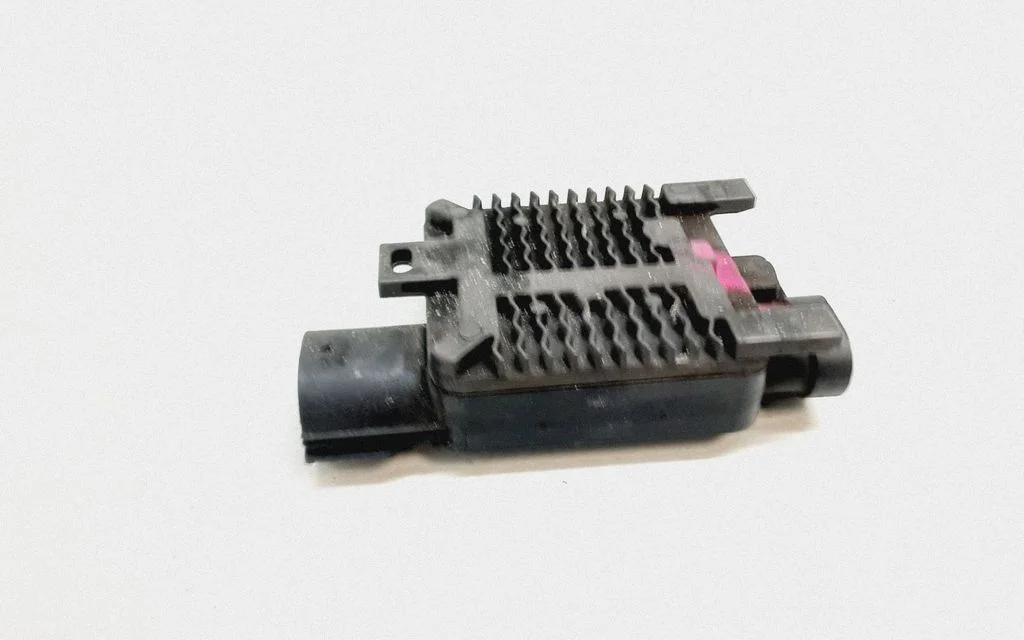 Coolant fan relay – Volvo V60 (2011-2013)