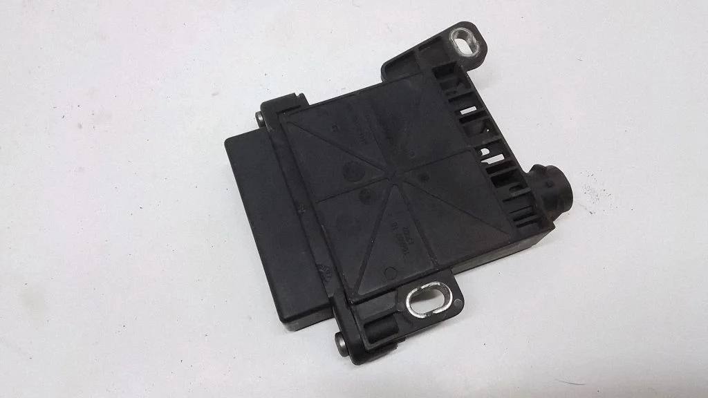 Current control relay – BMW 7 Series F01 F02 F03 F04 (2008-2016)