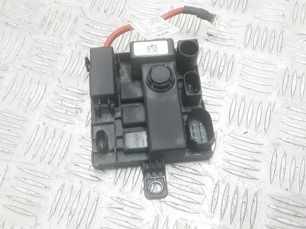Current control relay – BMW 5 Series F10 F11 (2009-2016)