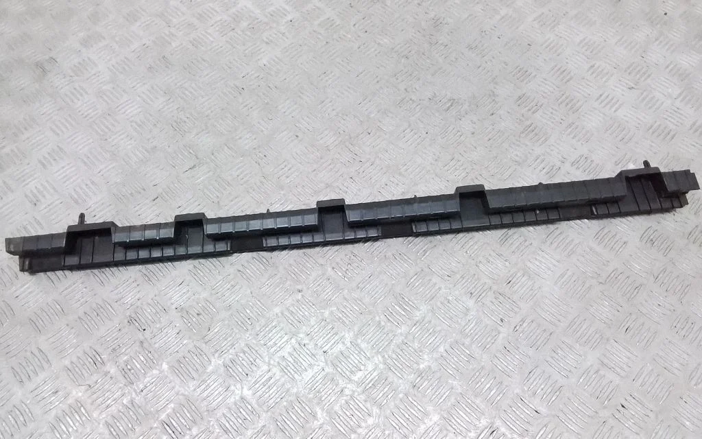 Sill supporting ledge 31395855