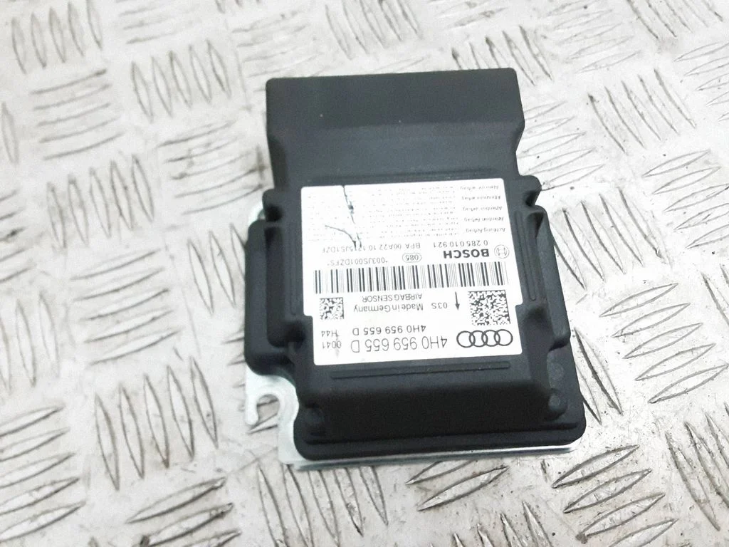 Airbag control unit/module – Audi A8 S8 D4 4H (2010-2016)