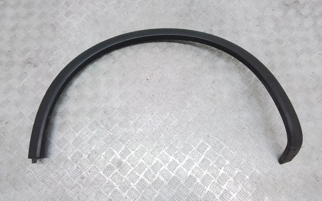 Rear arch trim 7P5853827E