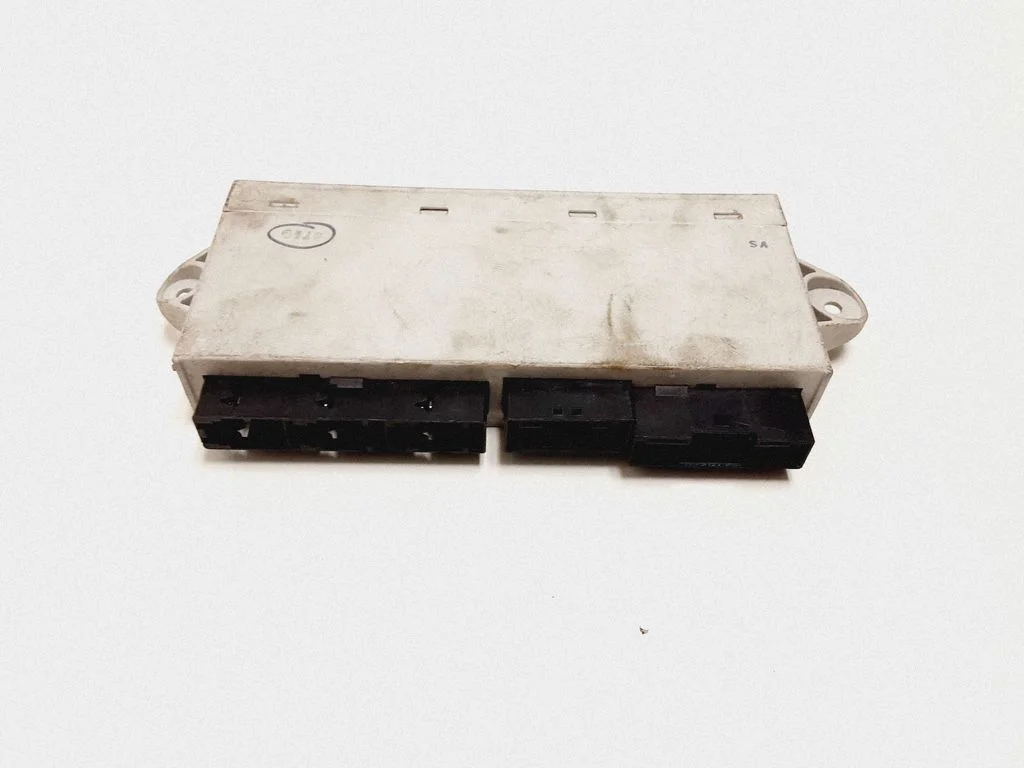 Door central lock control unit/module – BMW 7 Series E65 E66 (2001-2008)