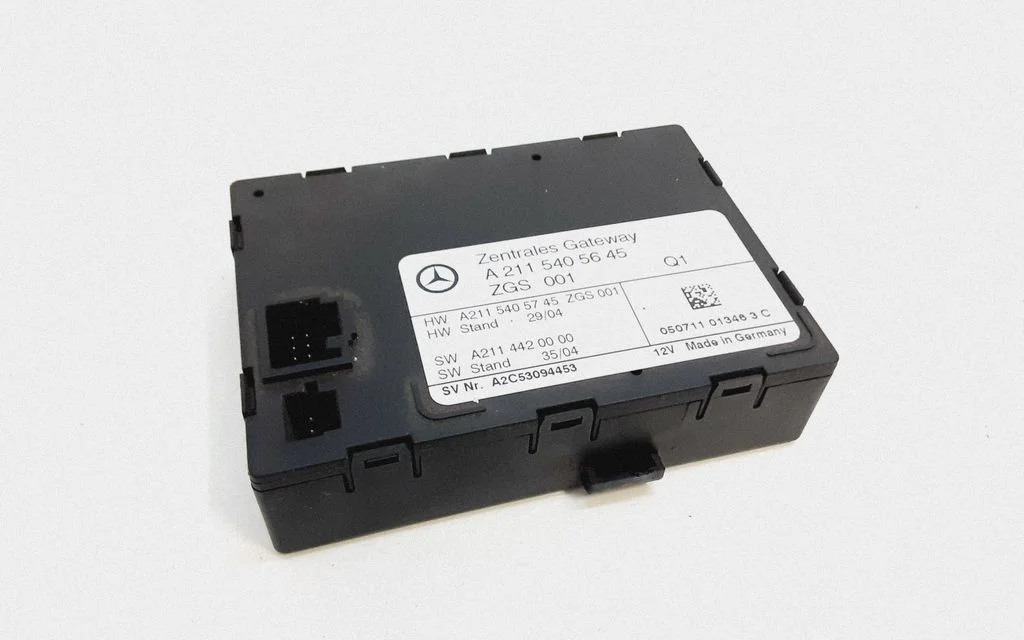 Door central lock control unit/module – Mercedes-Benz CLS-Class C219 (2003-2011)