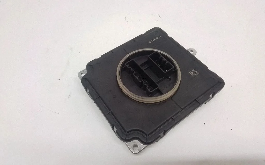 Xenon control unit/module – Volvo S60 (2018-)