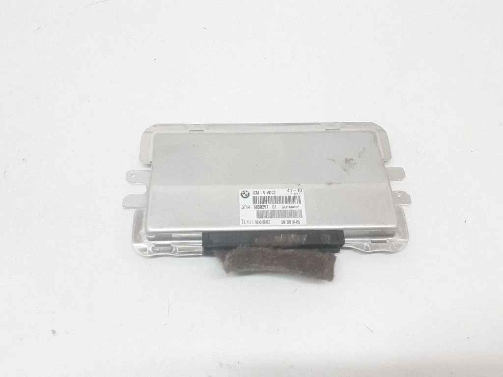Suspension control unit/module – BMW 7 Series F01 F02 F03 F04 (2008-2016)