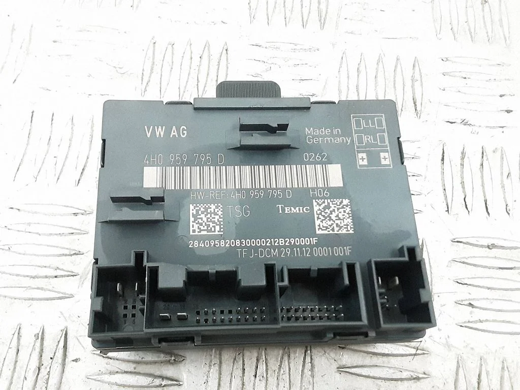 Door control unit/module – Audi A8 S8 D4 4H (2010-2016)