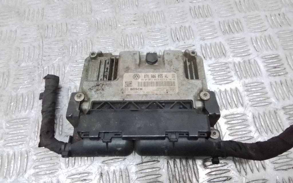 Sterownik silnika 07K906055AL