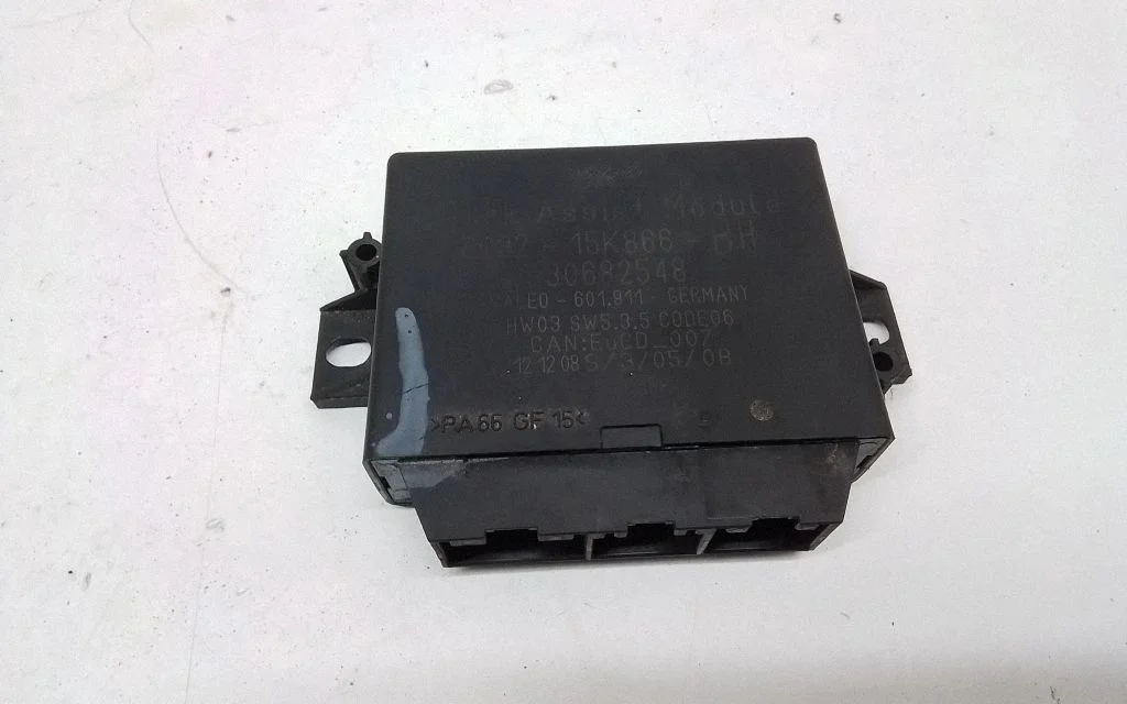 Parkimisandurite (PDC) juhtplokk – Volvo S80 (2007-2013)