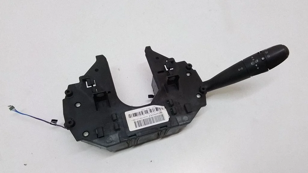 Wiper turn signal indicator stalk/switch – Citroen C4 I (2004-2010)
