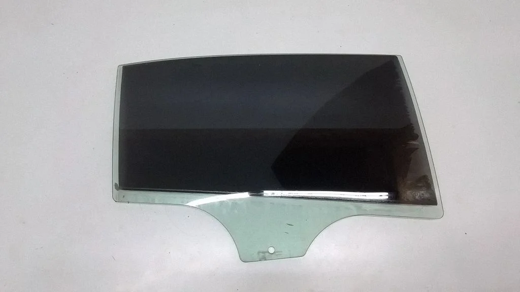 Rear door window glass – BMW 7 Series F01 F02 F03 F04 (2008-2016)