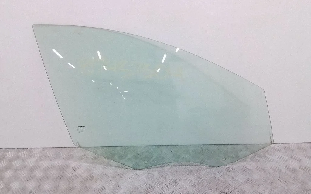 Front door window glass four-door – Volvo XC60 (2009-2013)