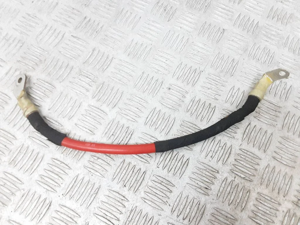 Positive cable (battery)
