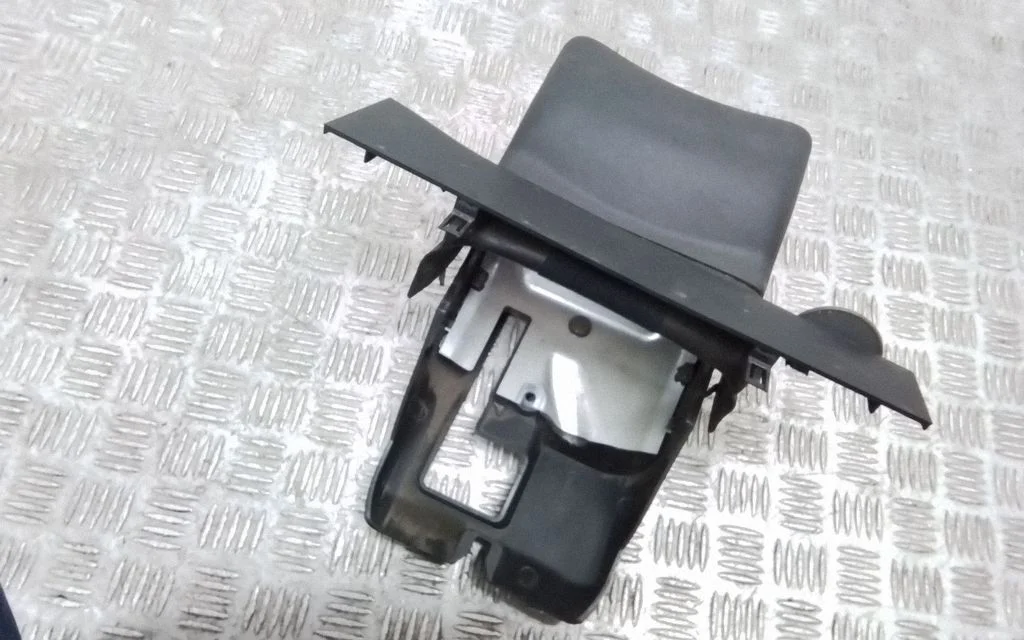 Steering wheel column trim 30793442