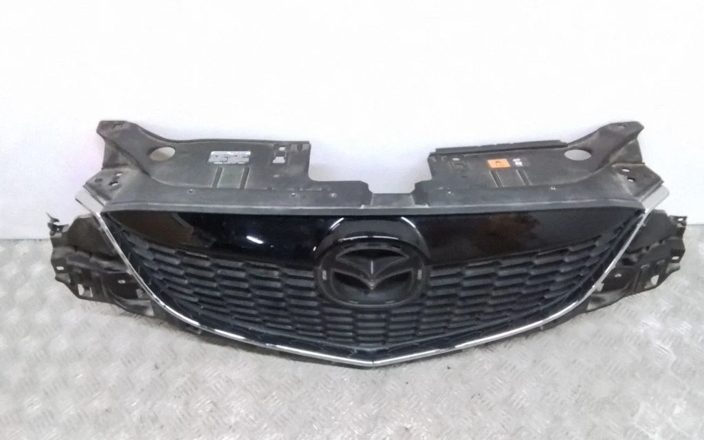 Front grill KD4550712