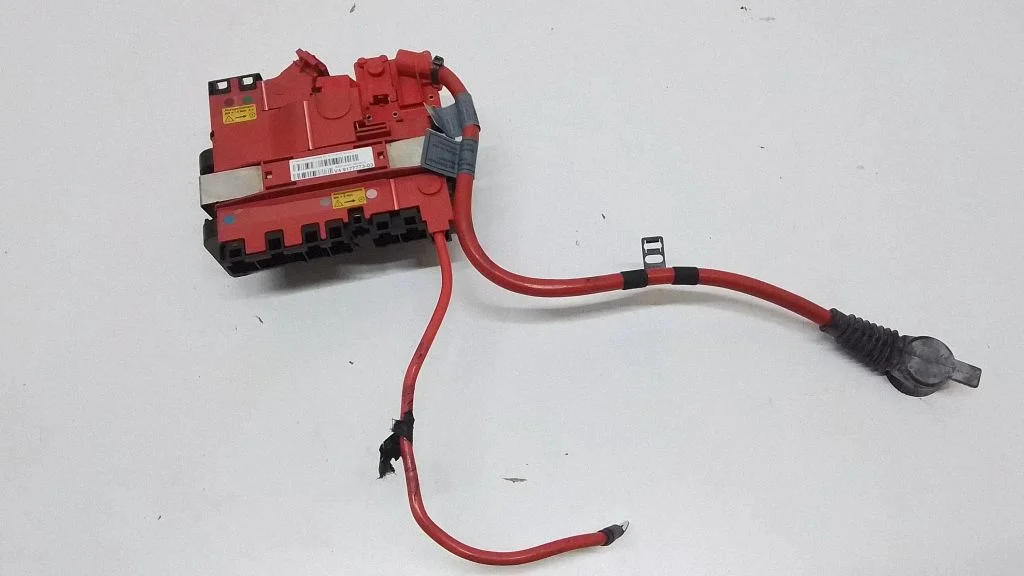 Positive wiring loom – BMW 7 Series F01 F02 F03 F04 (2008-2016)