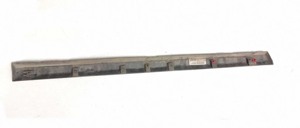 Front door trim (molding) 39885624