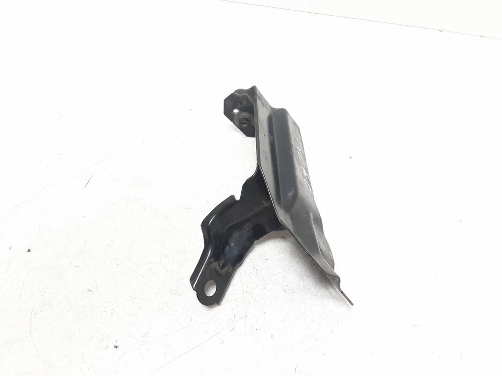 Radiator support slam panel bracket