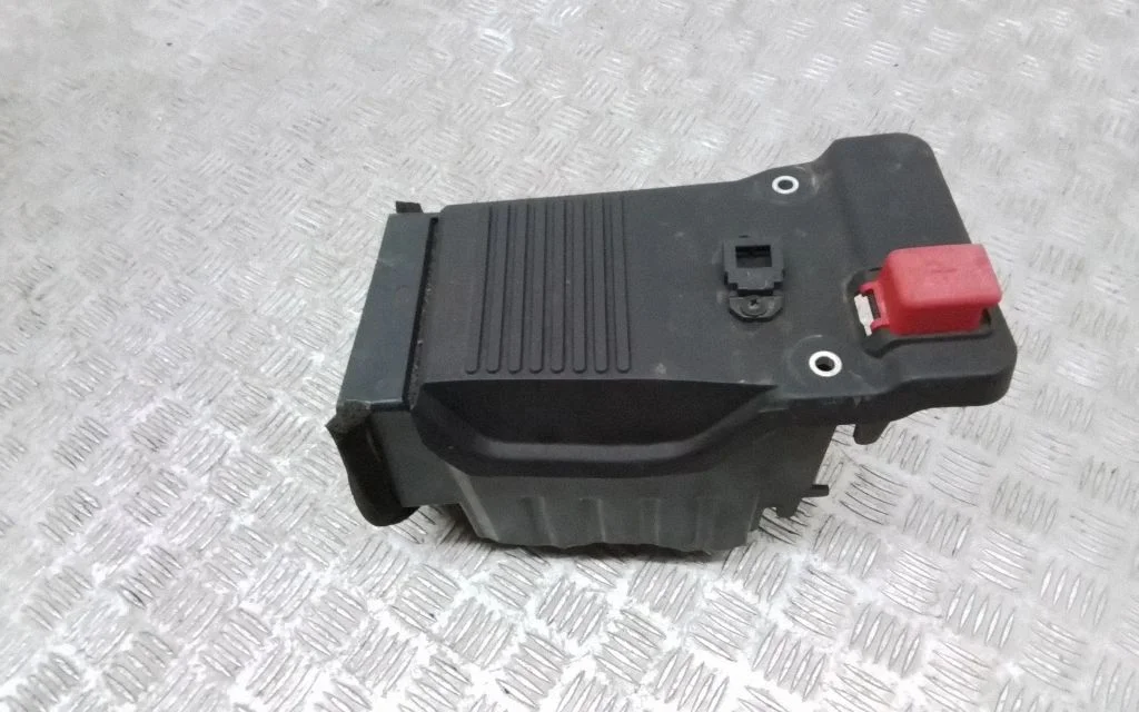 Aku kast – Volvo S90, V90 (2016-)