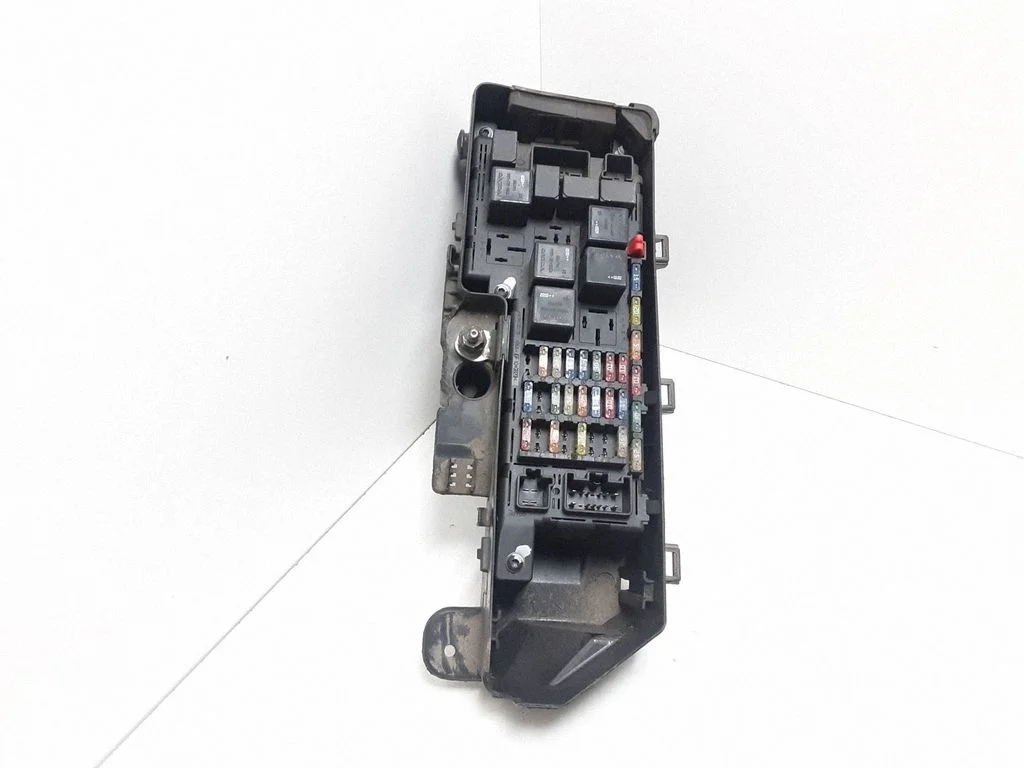 Fuse box set – Volvo S60 (2005-2010)