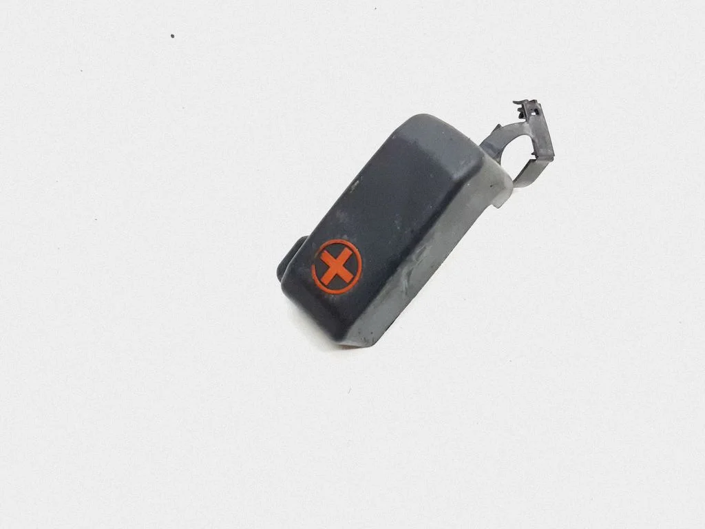 Battery box tray cover/lid – Toyota RAV 4 (XA40) (2012-2018)