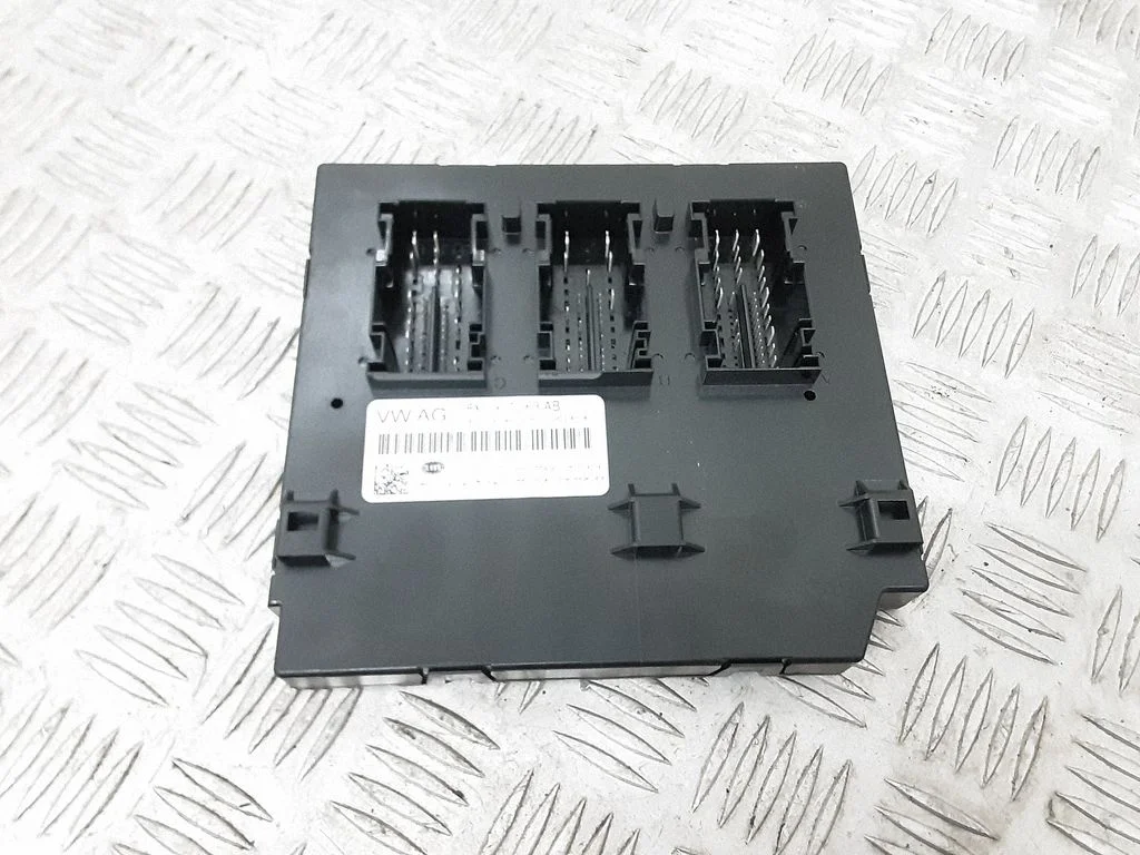 Comfort/convenience module 8X0907063AB