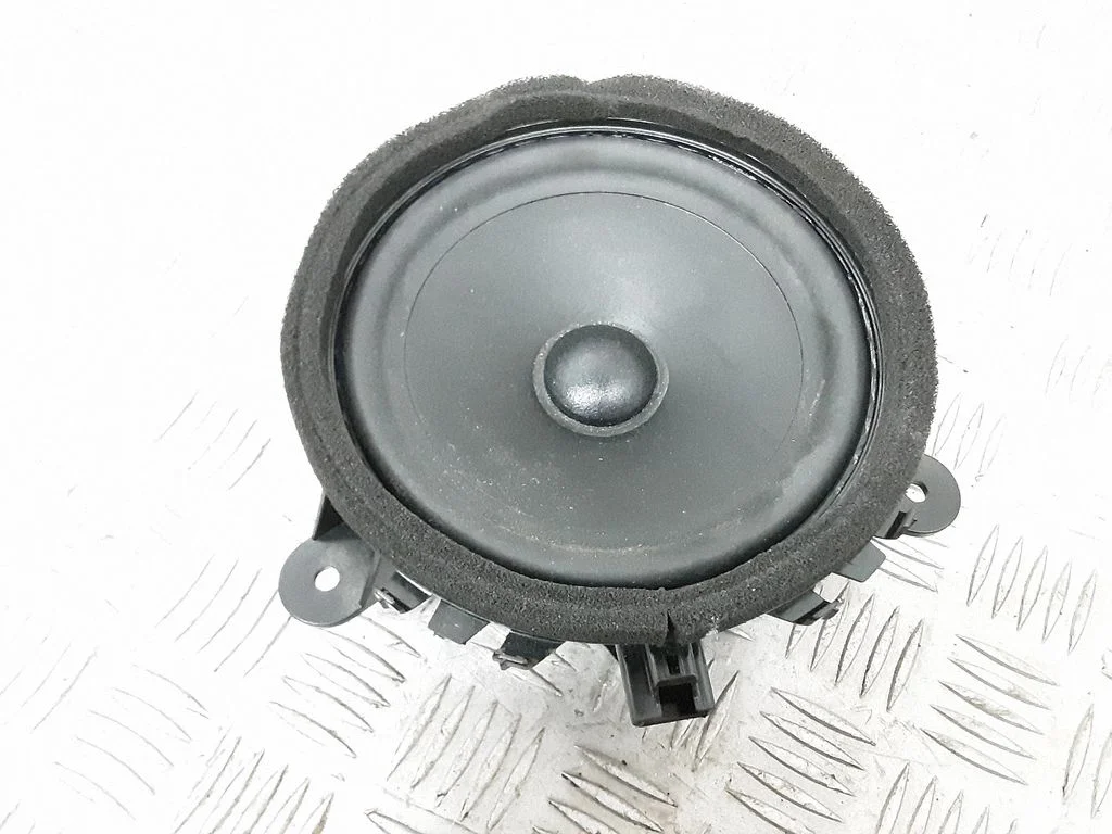 Front door speaker 8676891