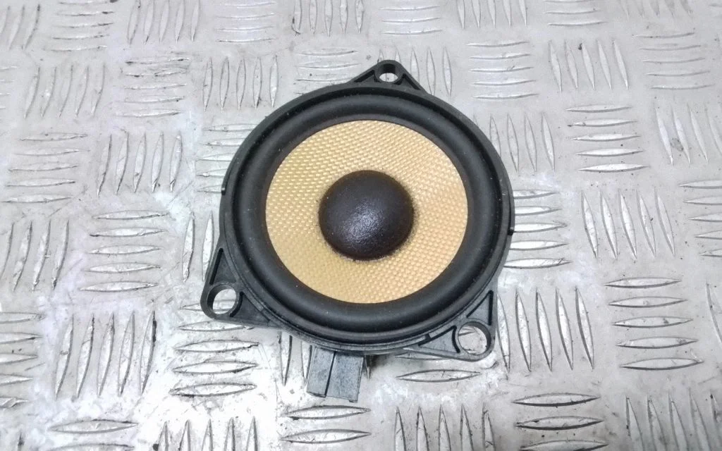 Front door speaker – Volvo S90, V90 (2016-)