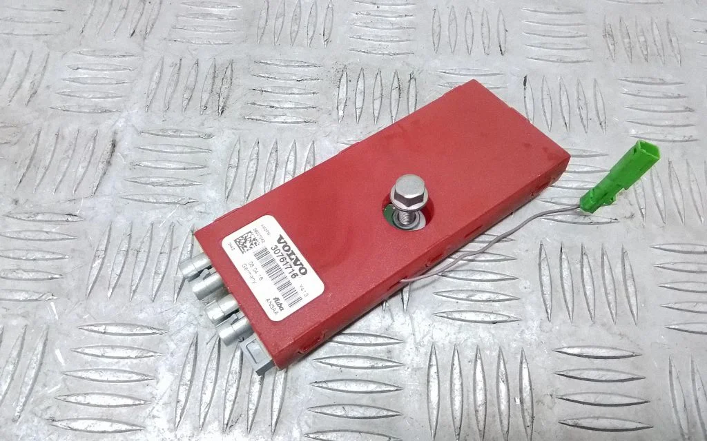 Wzmacniacz antenowy 30761716