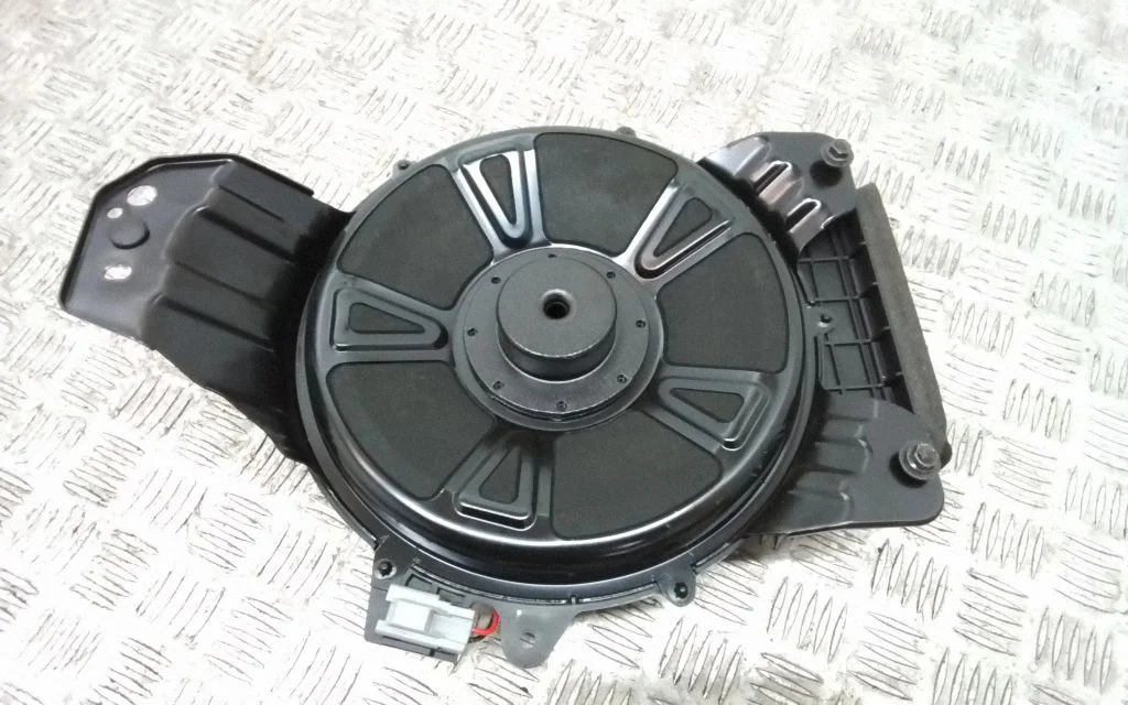 Subwoofer speaker 31409672