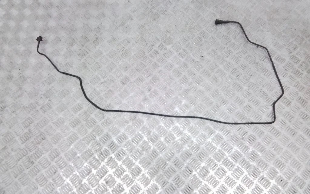 Vacuum line/pipe/hose – Volvo V70 (2005-2008)
