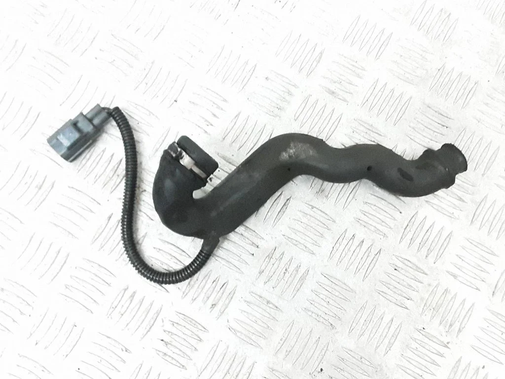 Breather/breather pipe/hose – Volvo V50 (2004-2007)