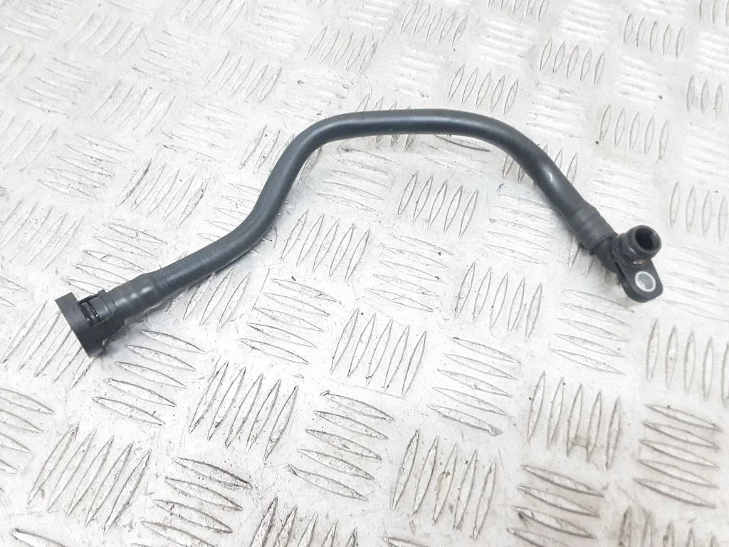 Breather/breather pipe/hose – BMW 5 Series G30 G31 G38 (2016-)
