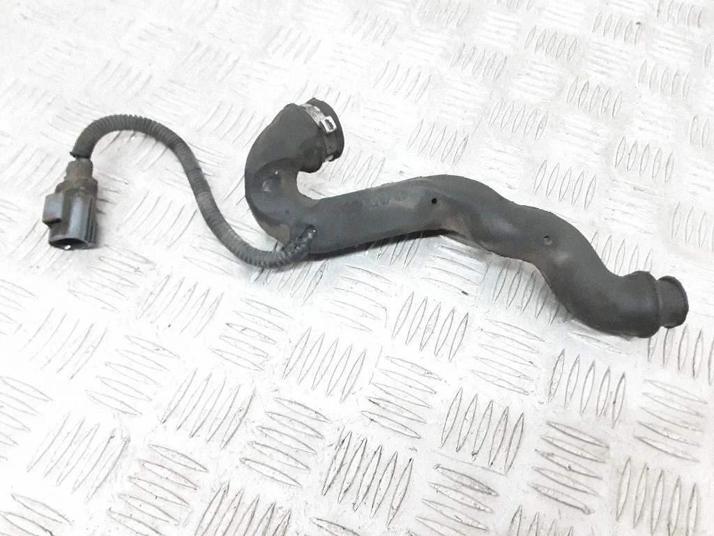Breather/breather pipe/hose – Volvo V70 (2005-2008)