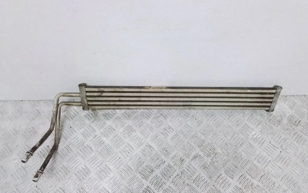 Power steering radiator – BMW 7 Series F01 F02 F03 F04 (2008-2016)