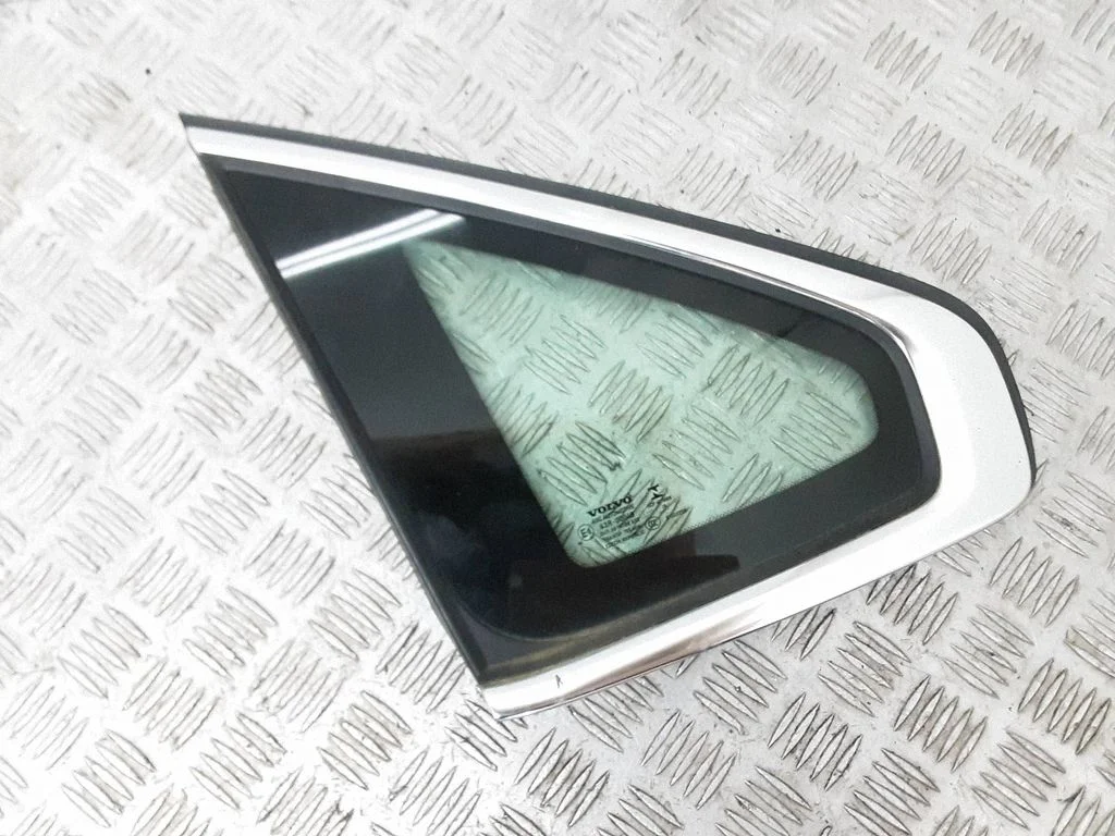 Rear side window – Volvo S90, V90 (2016-)