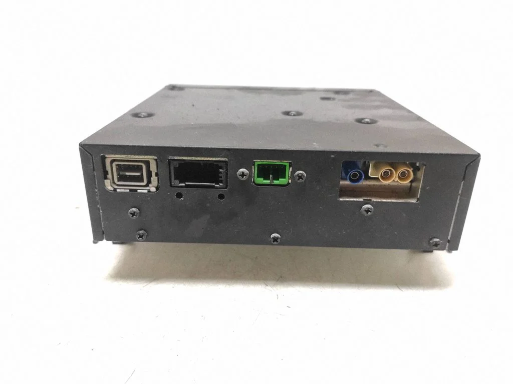 CD/DVD changer – Volvo XC70 (2001-2004)
