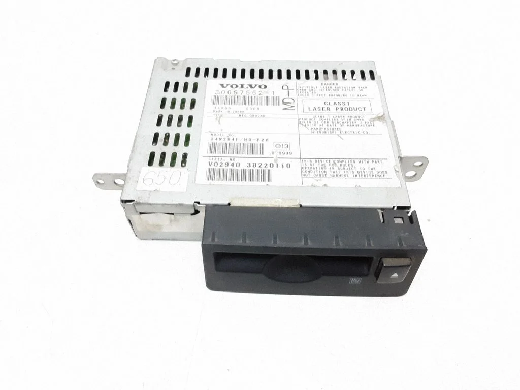 CD/DVD changer – Volvo XC90 (2003-2006)