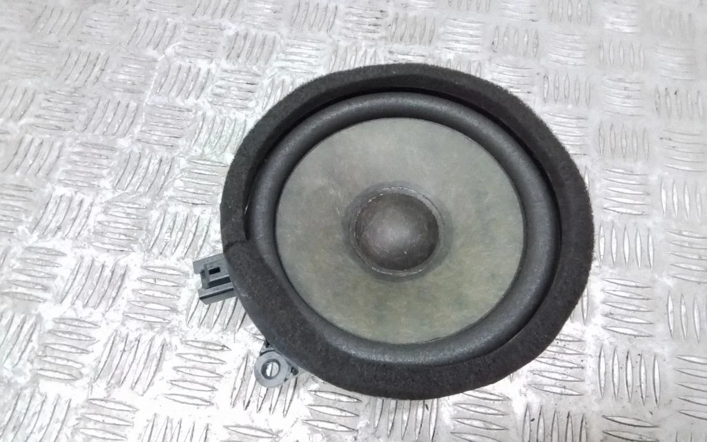 Rear door speaker 31350429