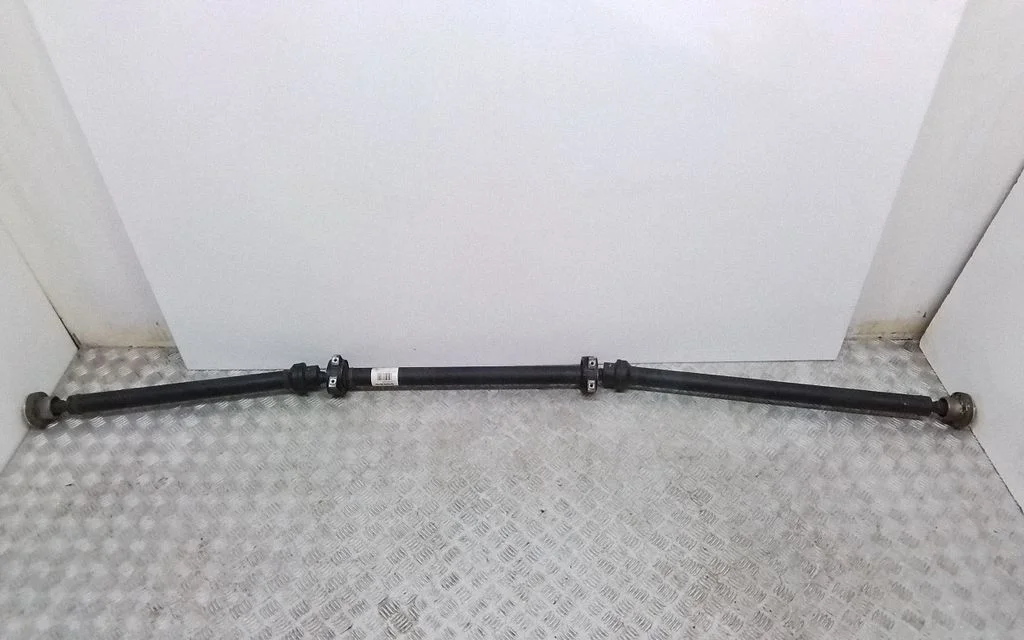 Kardāns komplektā 31437055