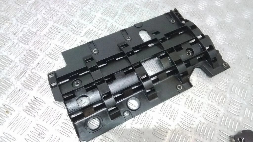 Separator oleju (odma) – Volvo XC60 (2009-2013)
